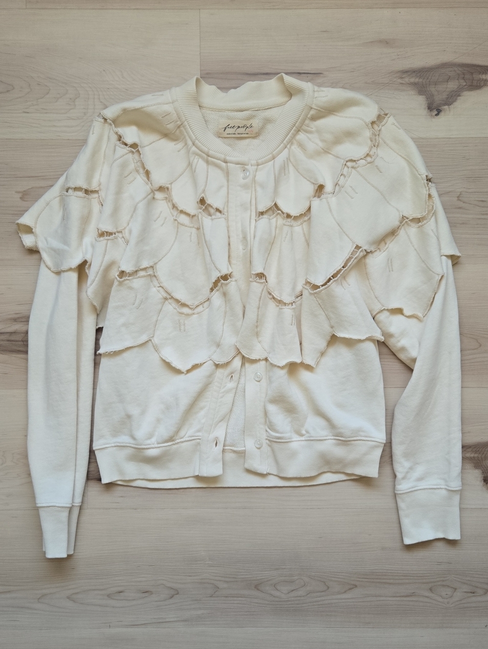 NWT Free People Fluttercape Sweatshirt, Nilla Cream, Size XS - Picture 2 of 5